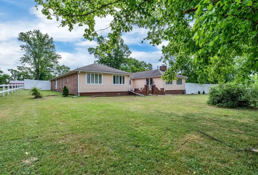 454 W Campbell Rd, Goodlettsville, TN 37072 - #2