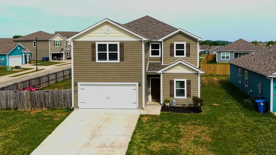2919 Beeswax St, Columbia, TN 38401 - #3