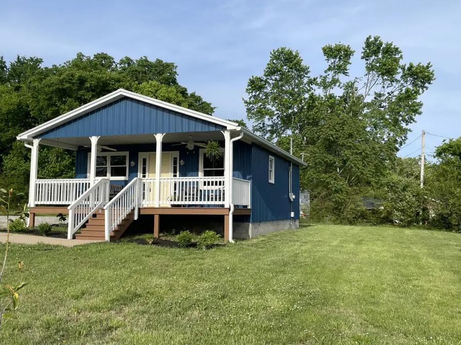 105 General Ave, Centerville, TN 37033 - #2