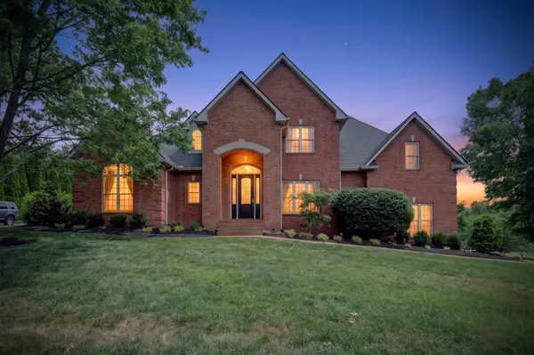 2013 Earl Pearce Cir, Mount Juliet, TN 37122
