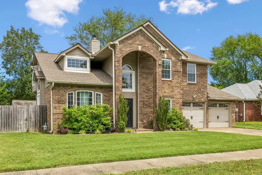 526 Creek Pt, Mount Juliet, TN 37122 - #2