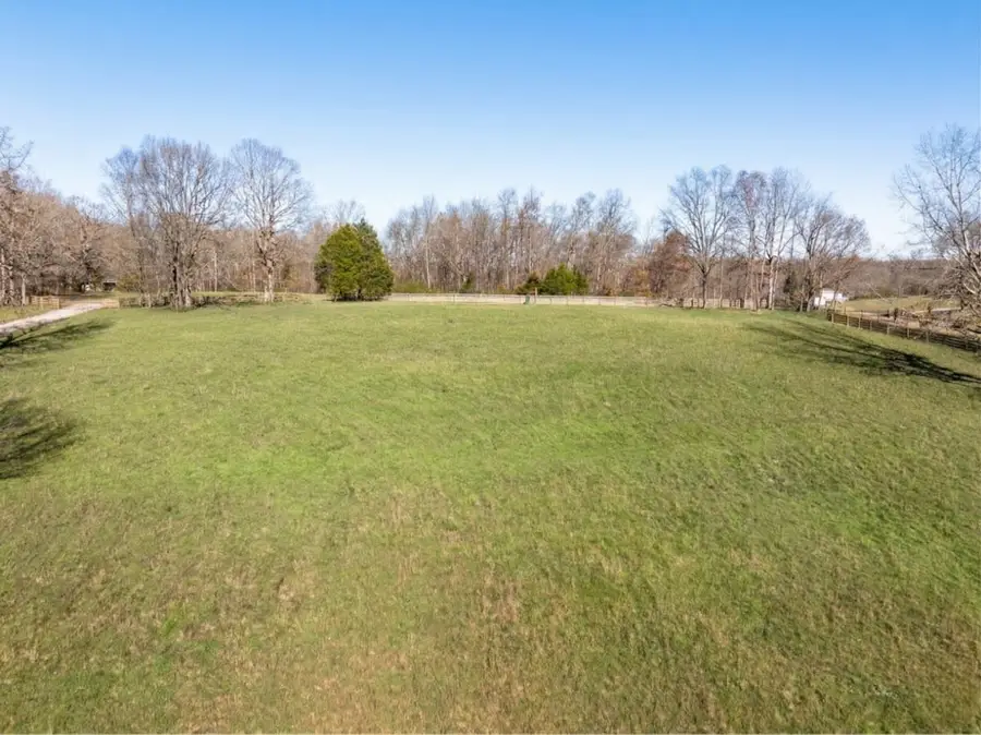 1103 Cowan Rd, Dickson, TN 37055 - #2