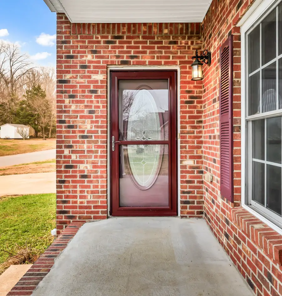 154 Derwent Dr, Clarksville, TN 37040 - #3