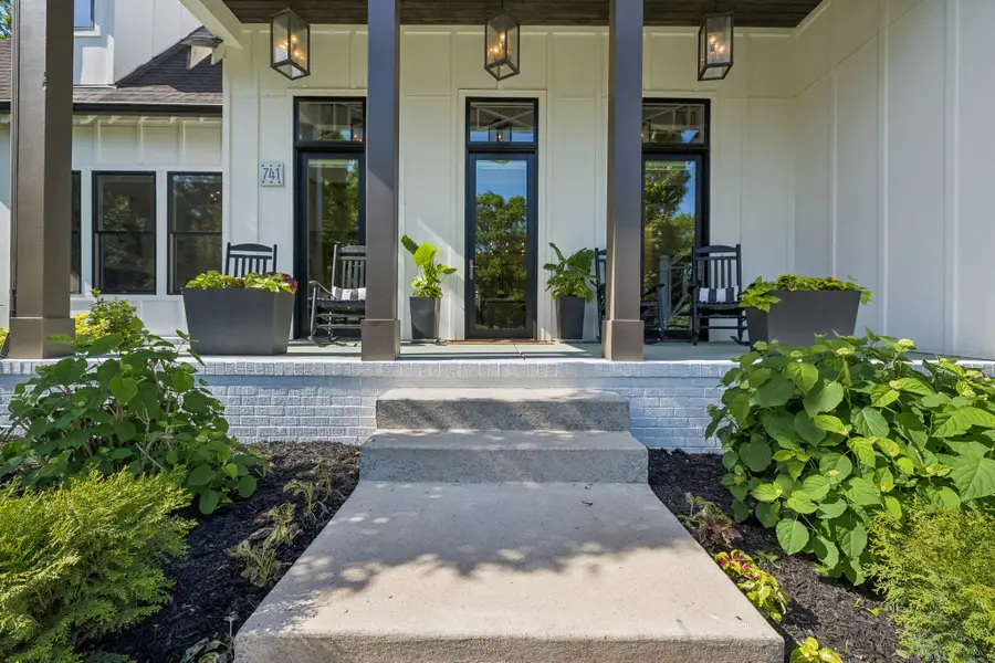 741 Bresslyn Rd, Nashville, TN 37205 - #3