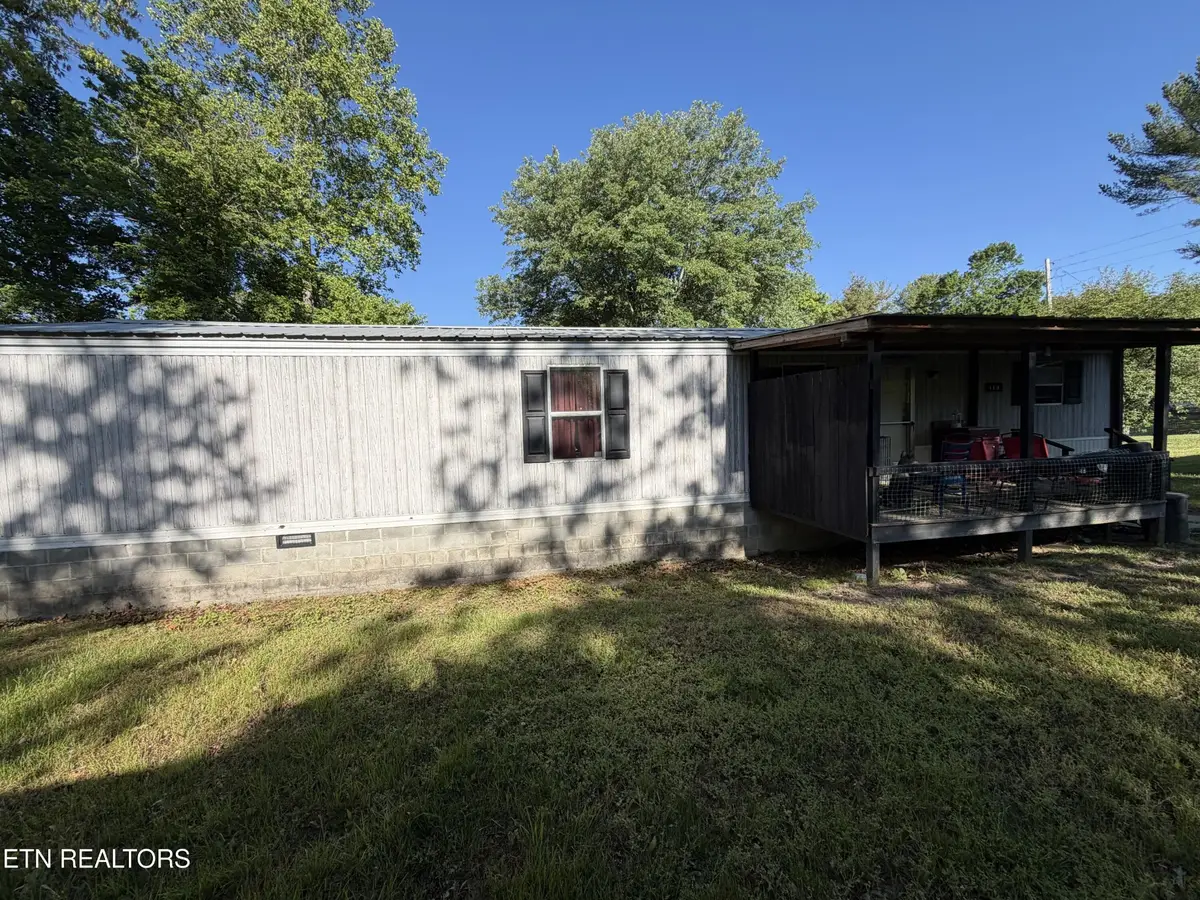 119 Clayborn Ave, Jamestown, TN 38556 - #1