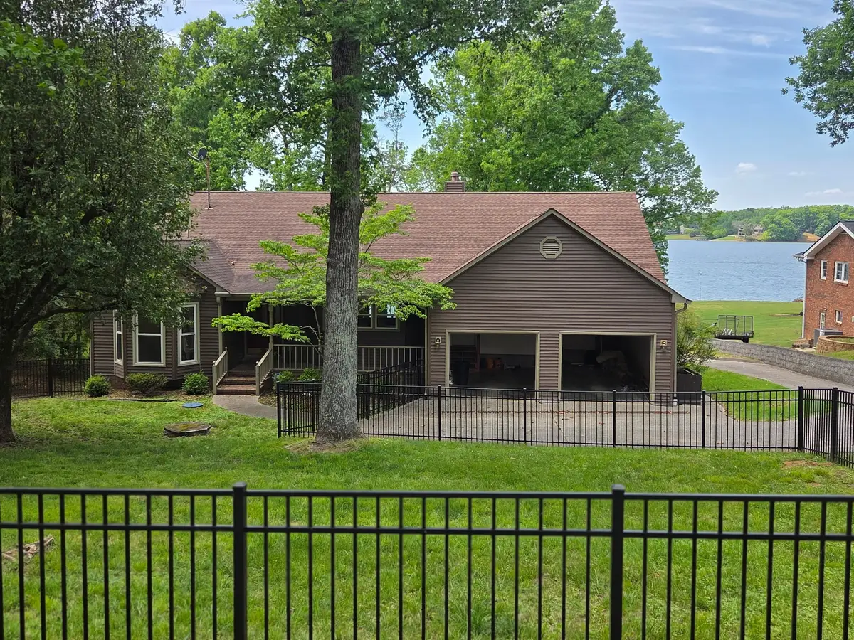 1053 Morning View Dr, Gallatin, TN 37066 - #1