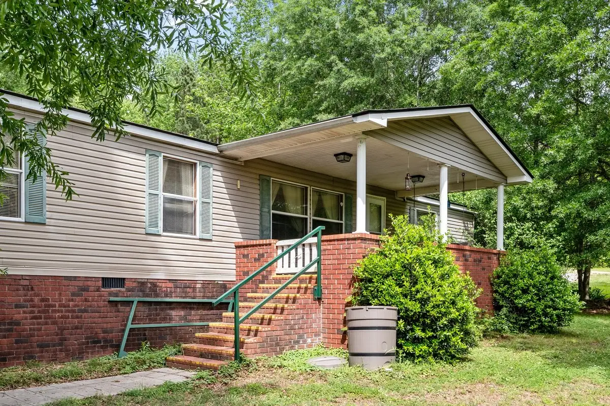 6120 Flatwoods Rd, Camden, TN 38320 - #1