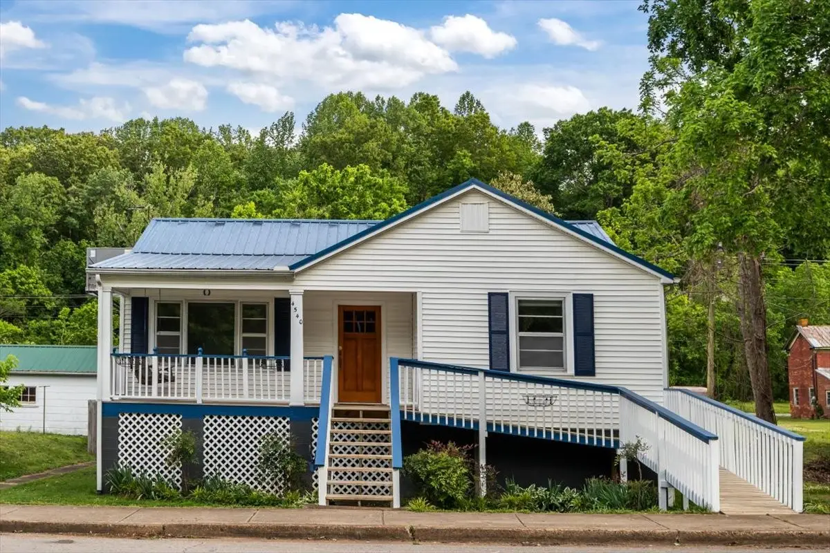 4540 W Main St, Erin, TN 37061 - #1