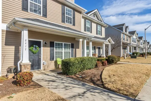 2417 New Holland Cir, Murfreesboro, TN 37128