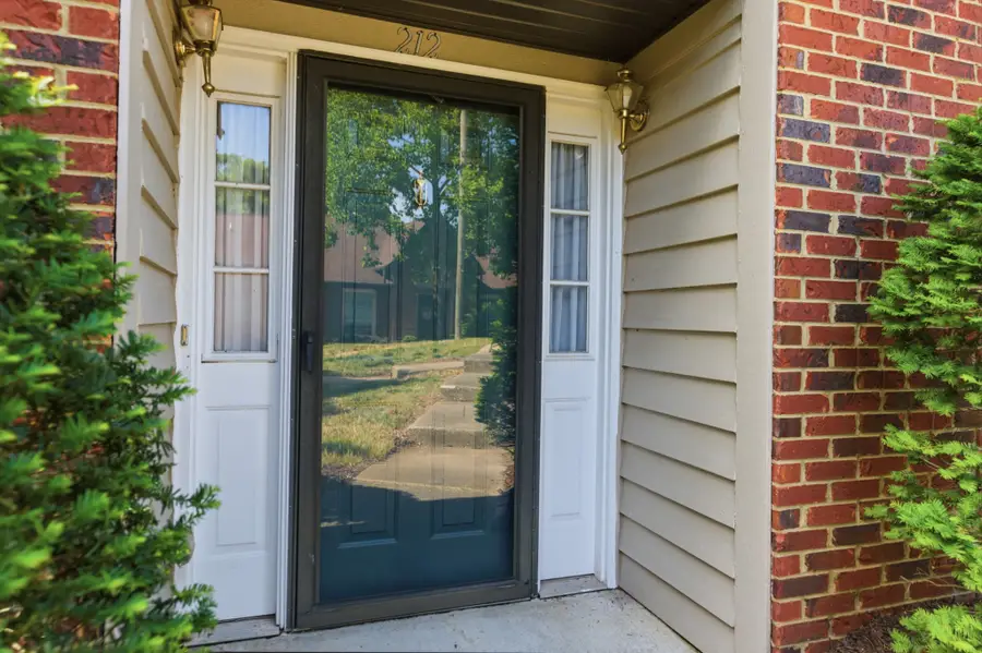 212 Highland Villa Cir, Nashville, TN 37211 - #2