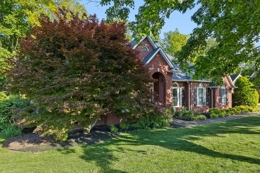 46 Deerfield Ct, McMinnville, TN 37110 - #3