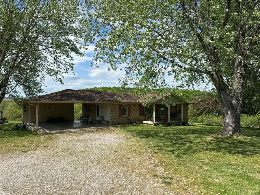 341 Horseshoe Bend Ln, Elmwood, TN 38560 - #3