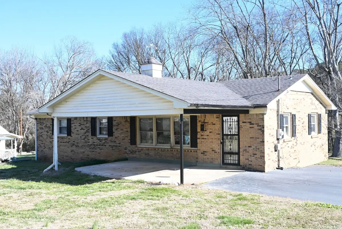 109 2nd Ave N, Loretto, TN 38469 - #1