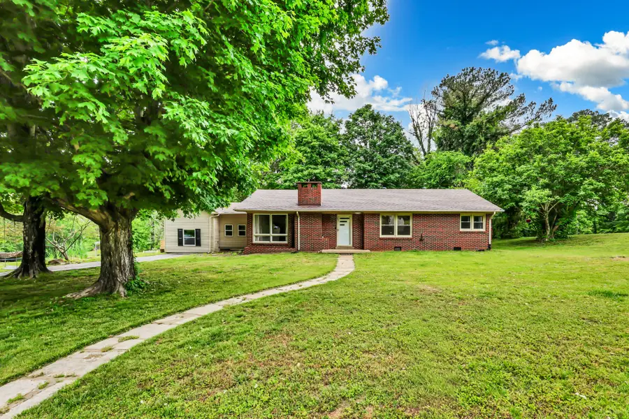 301 Main St, Cumberland City, TN 37050 - #2