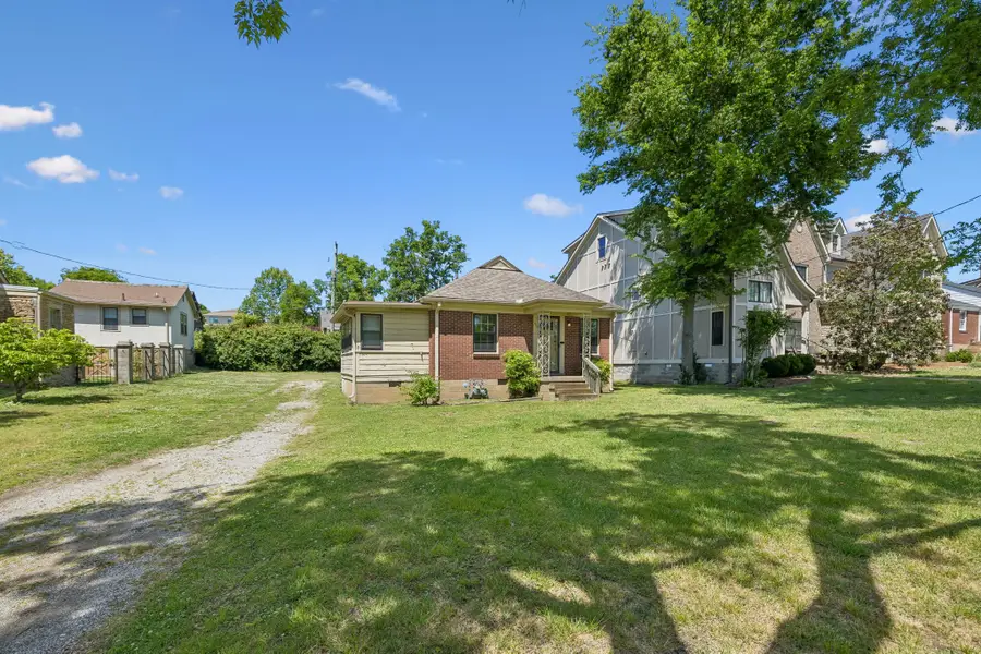 2110A W Linden Ave, Nashville, TN 37212 - #3
