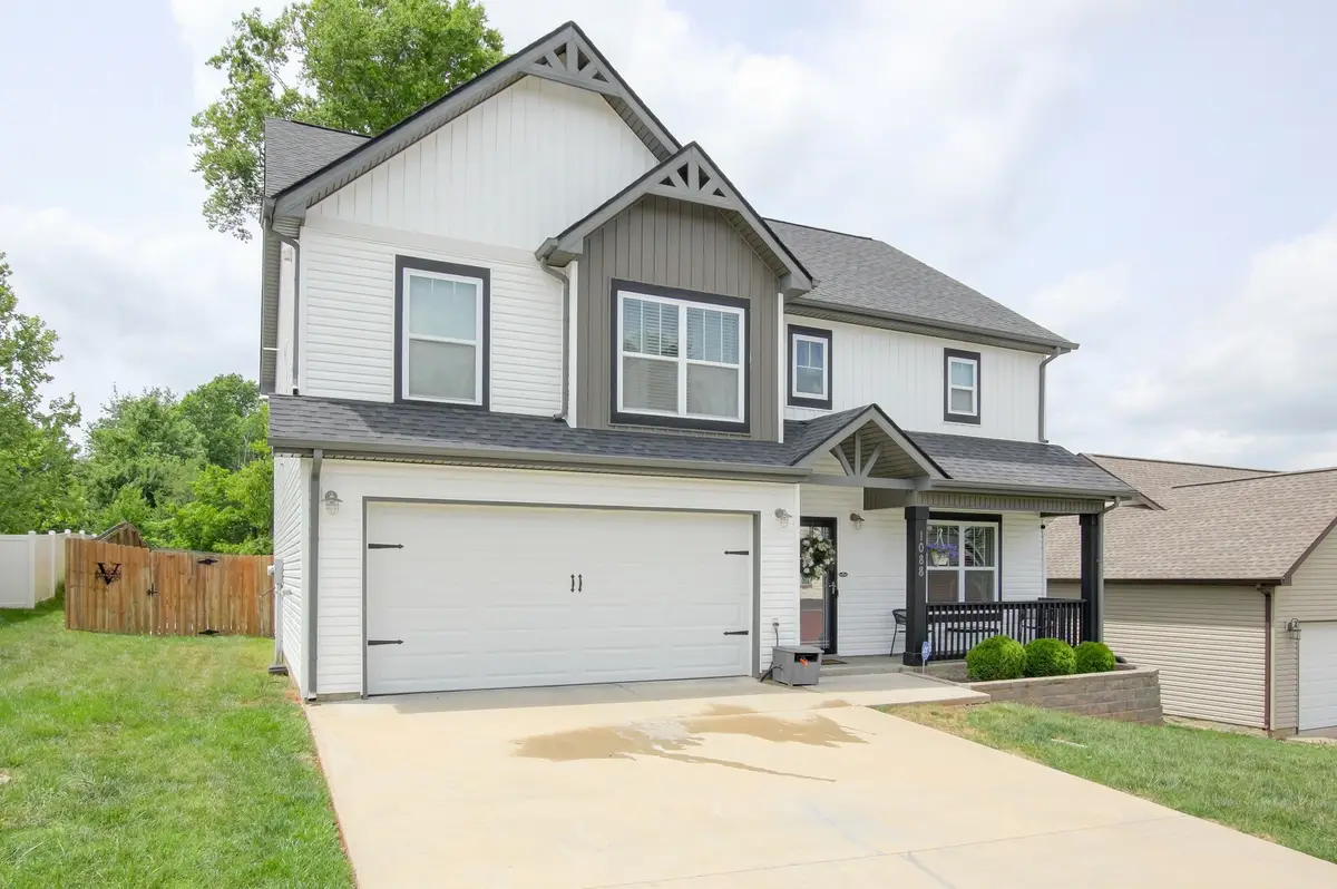 1088 Fuji Ln, Clarksville, TN 37040 - #1