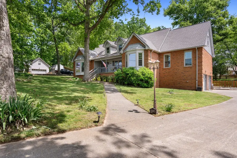 516 Tyler Ct, Cottontown, TN 37048 - #2