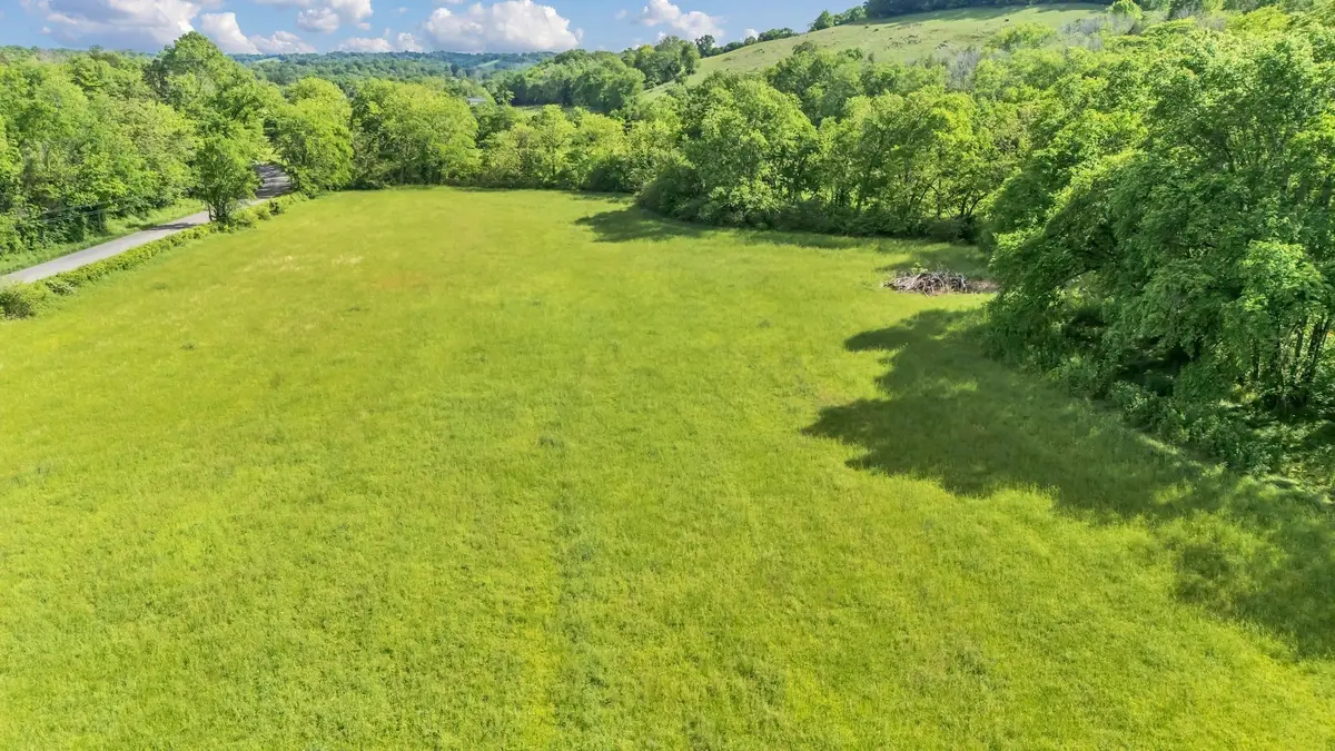 2 Fly Rd, Santa Fe, TN 38482 - #1