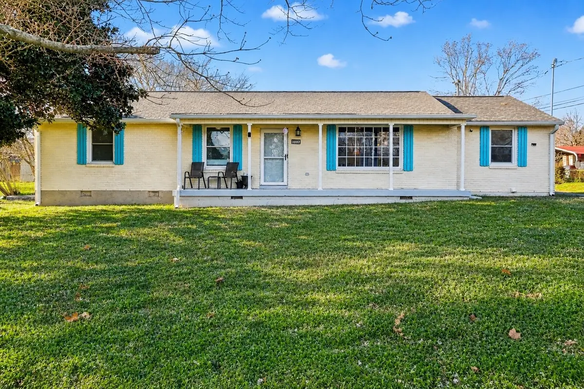 3002 Knud Dr, Columbia, TN 38401 - #1
