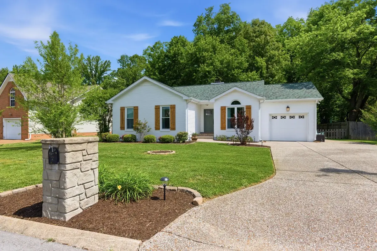 4067 Turners Bnd, Goodlettsville, TN 37072 - #1