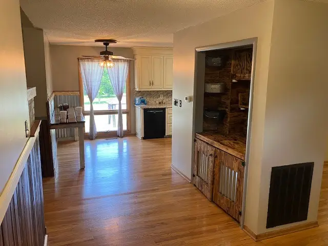 204 Tammy Dr, Decherd, TN 37324 - #2