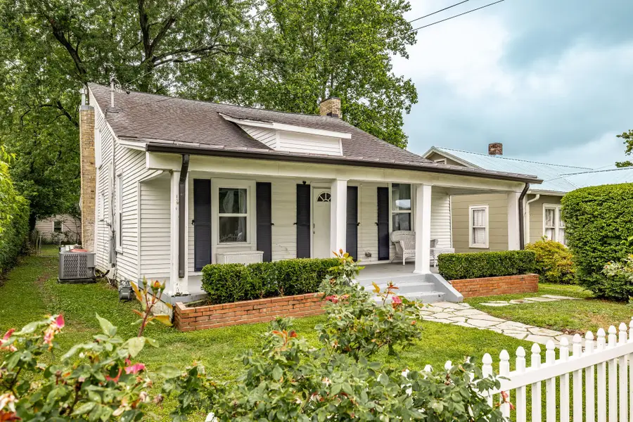 208 22nd St, Old Hickory, TN 37138 - #3
