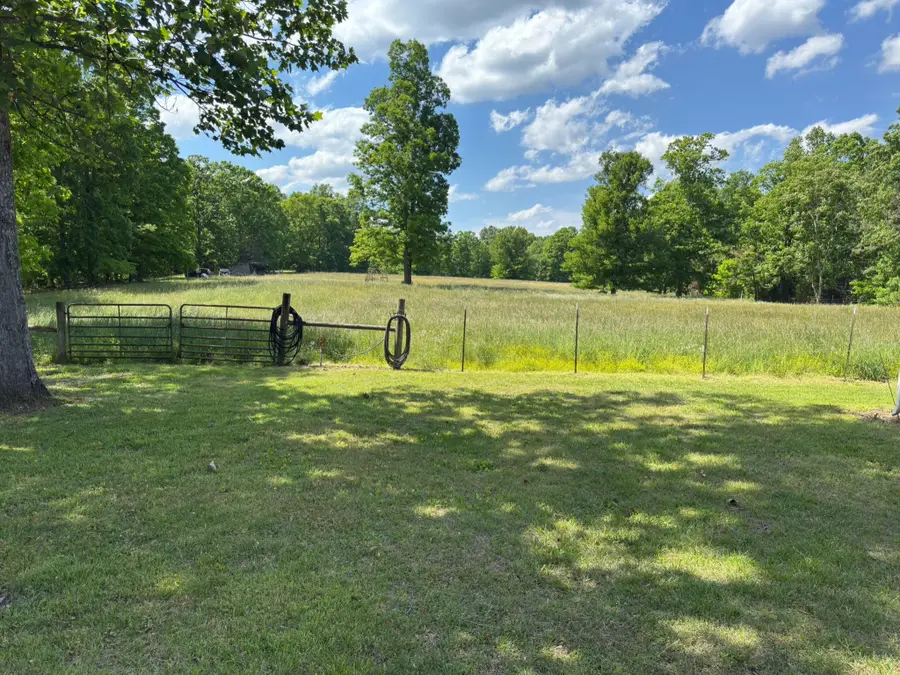 3594 Oak Grove Rd, Red Boiling Springs, TN 37150 - #2