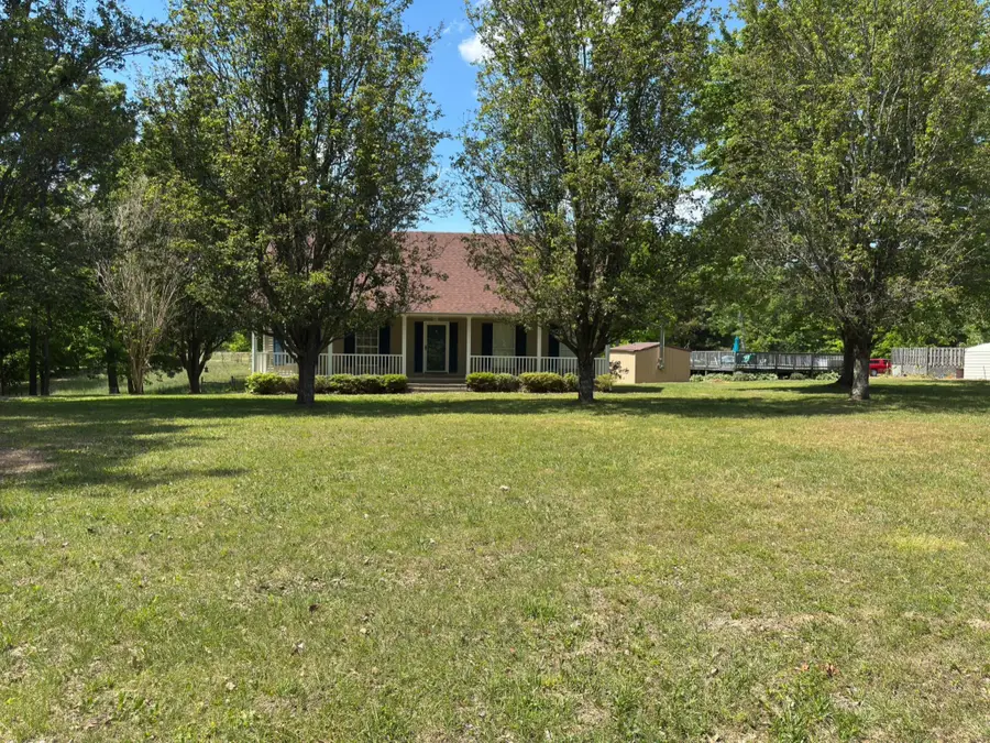 3594 Oak Grove Rd, Red Boiling Springs, TN 37150 - #3