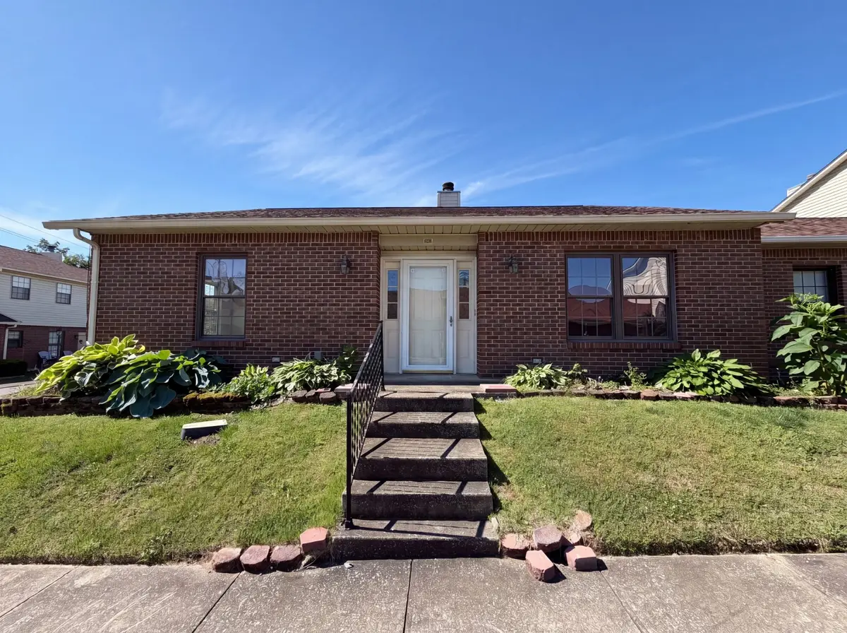 401 Columbus Trace Ct, Madison, TN 37115 - #1