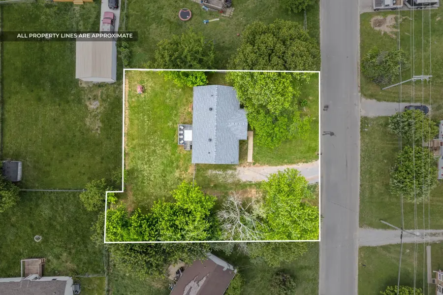 602 Artic Ave, Oak Grove, KY 42262 - #2