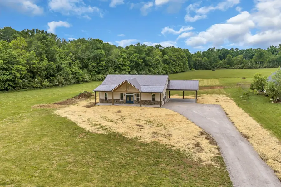 682 E Piney Rd E, Dickson, TN 37055 - #3