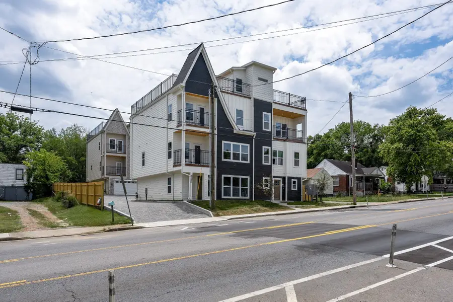 428 E Trinity Ln #B, Nashville, TN 37207 - #3