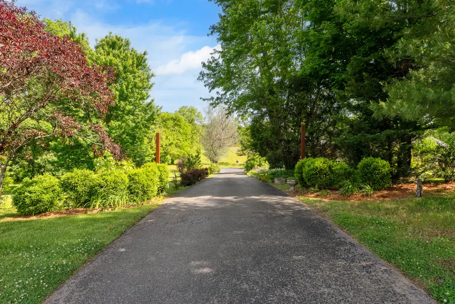 2740 Critz Ln, Thompsons Station, TN 37179 - #2