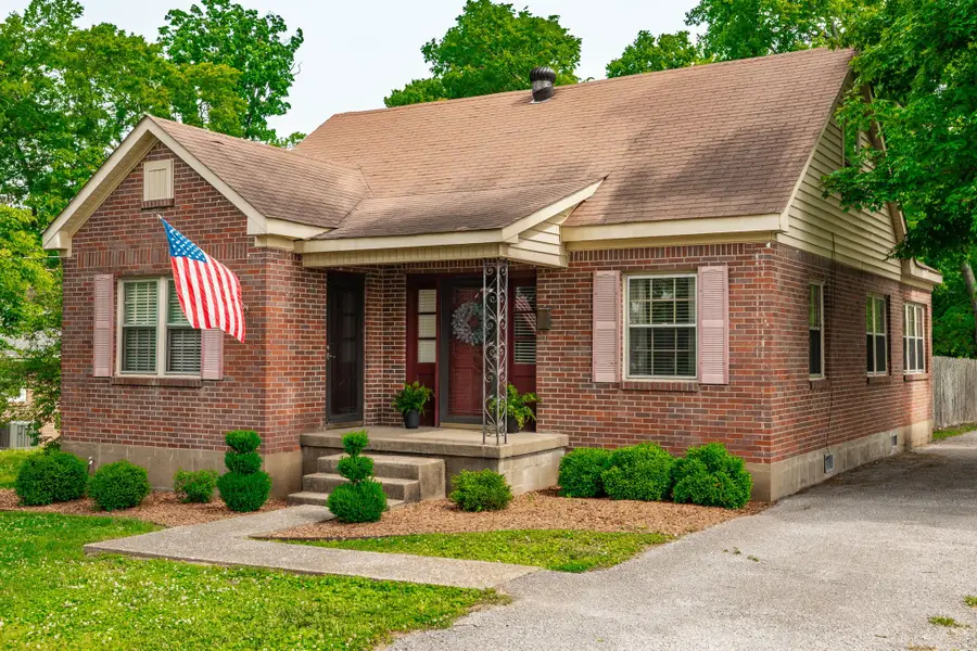 572 Hawkins Dr, Gallatin, TN 37066 - #3