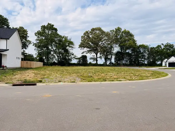 464 Herman Dr, Clarksville, TN 37042