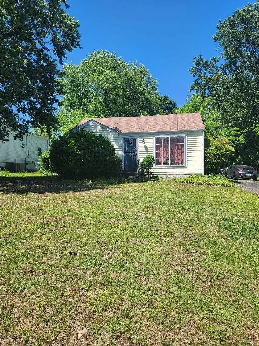 2834 Colonial Cir, Nashville, TN 37214 - #3