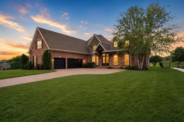2162 Gorden Xing, Gallatin, TN 37066