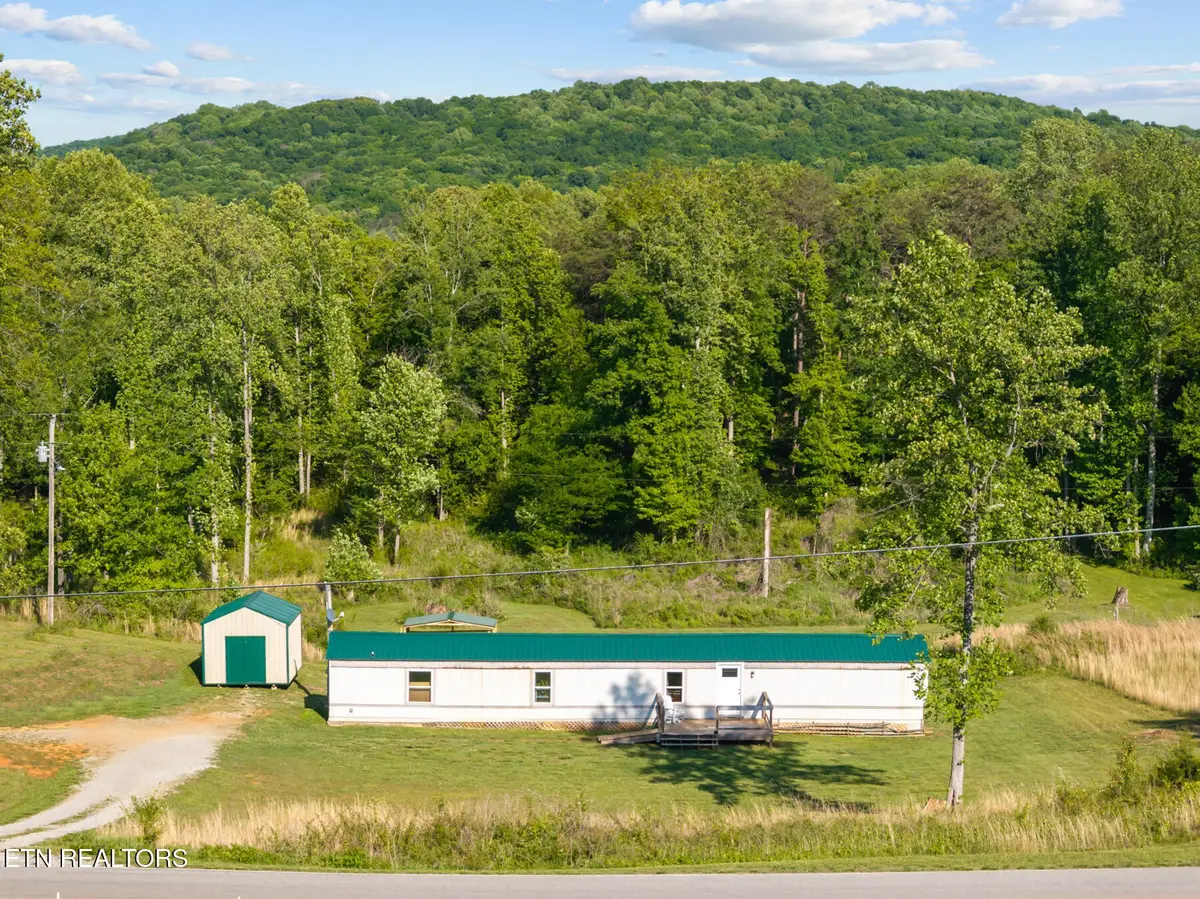 390 Sparkmantown Rd, Rock Island, TN 38581 - #1