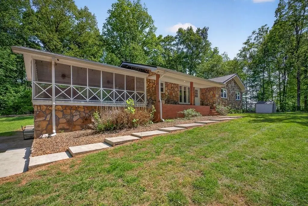 214 Boyd Creek Rd, Sparta, TN 38583 - #1