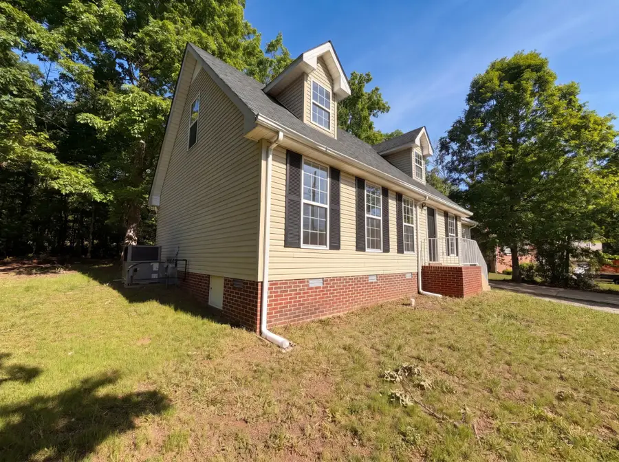 135 Silver Leaf Cir, Dickson, TN 37055 - #2