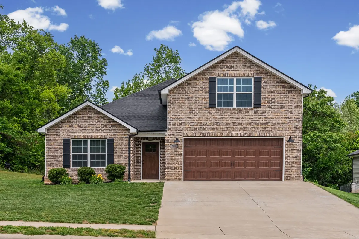 309 Wingfield Dr, Clarksville, TN 37043 - #1