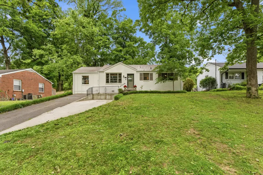 520 Cottonwood Dr, Nashville, TN 37214 - #2