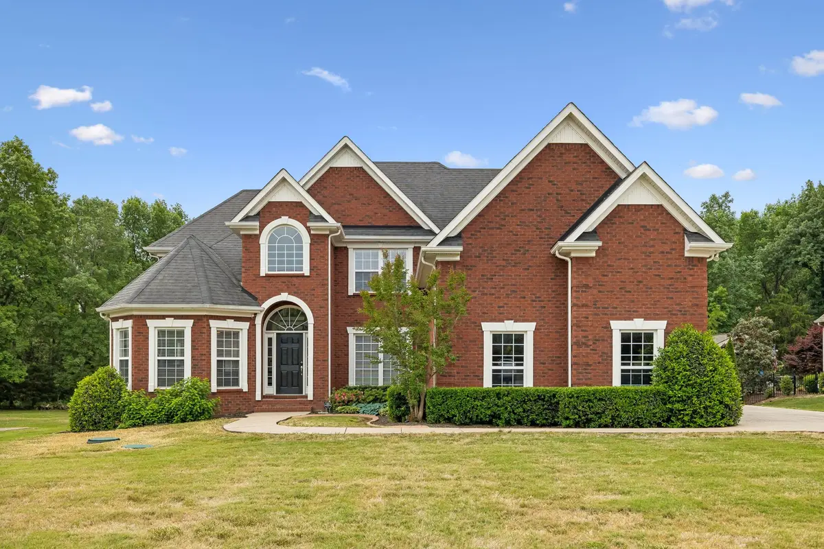 5423 Cliffstone Dr, Smyrna, TN 37167 - #1