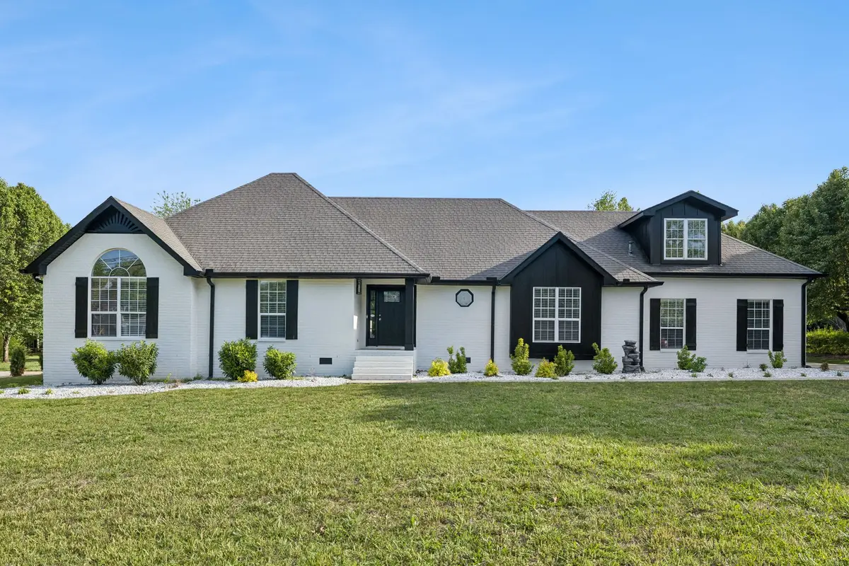 2891 Sulphur Springs Rd, Murfreesboro, TN 37129 - #1