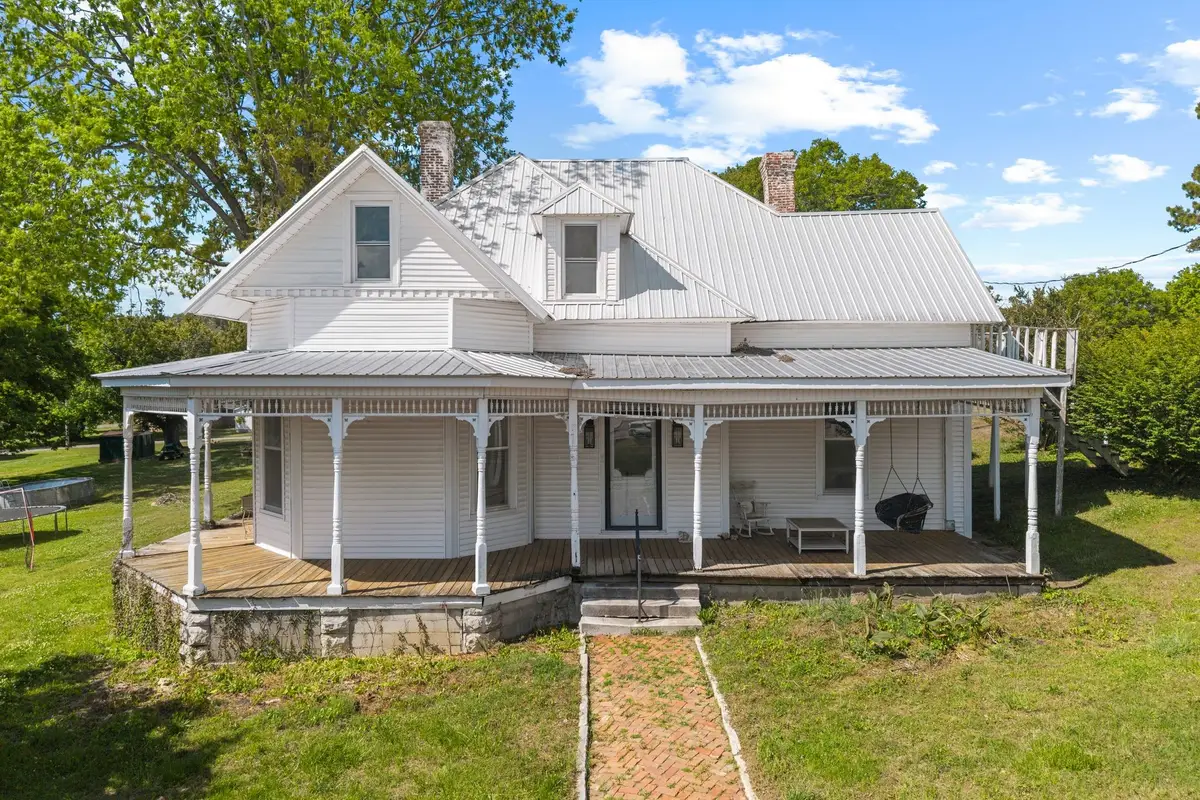 1851 Main St, Lynnville, TN 38472 - #1