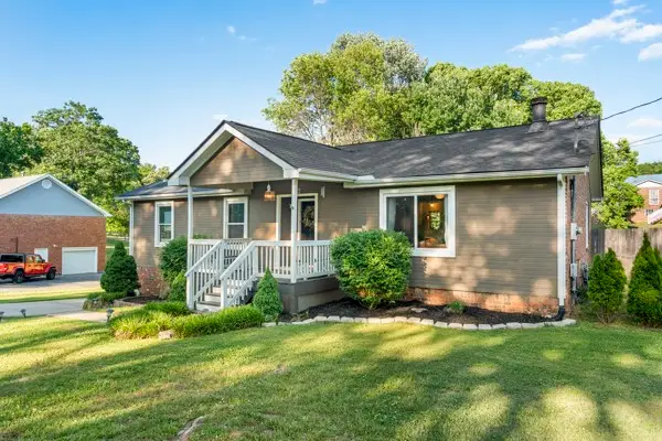 504 Lookout Dr, Columbia, TN 38401
