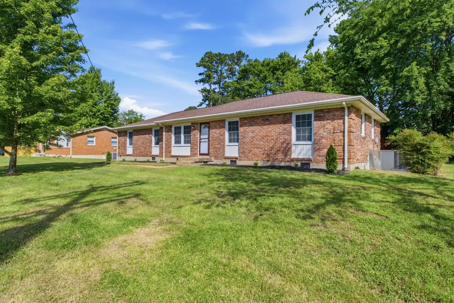 119 Gates Dr, Hendersonville, TN 37075 - #2
