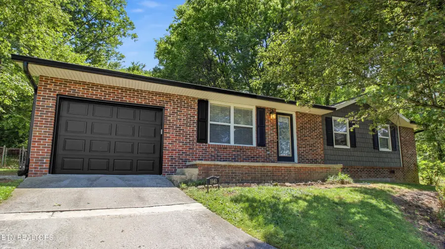 1940 Cecil Johnson Rd, Knoxville, TN 37921 - #2