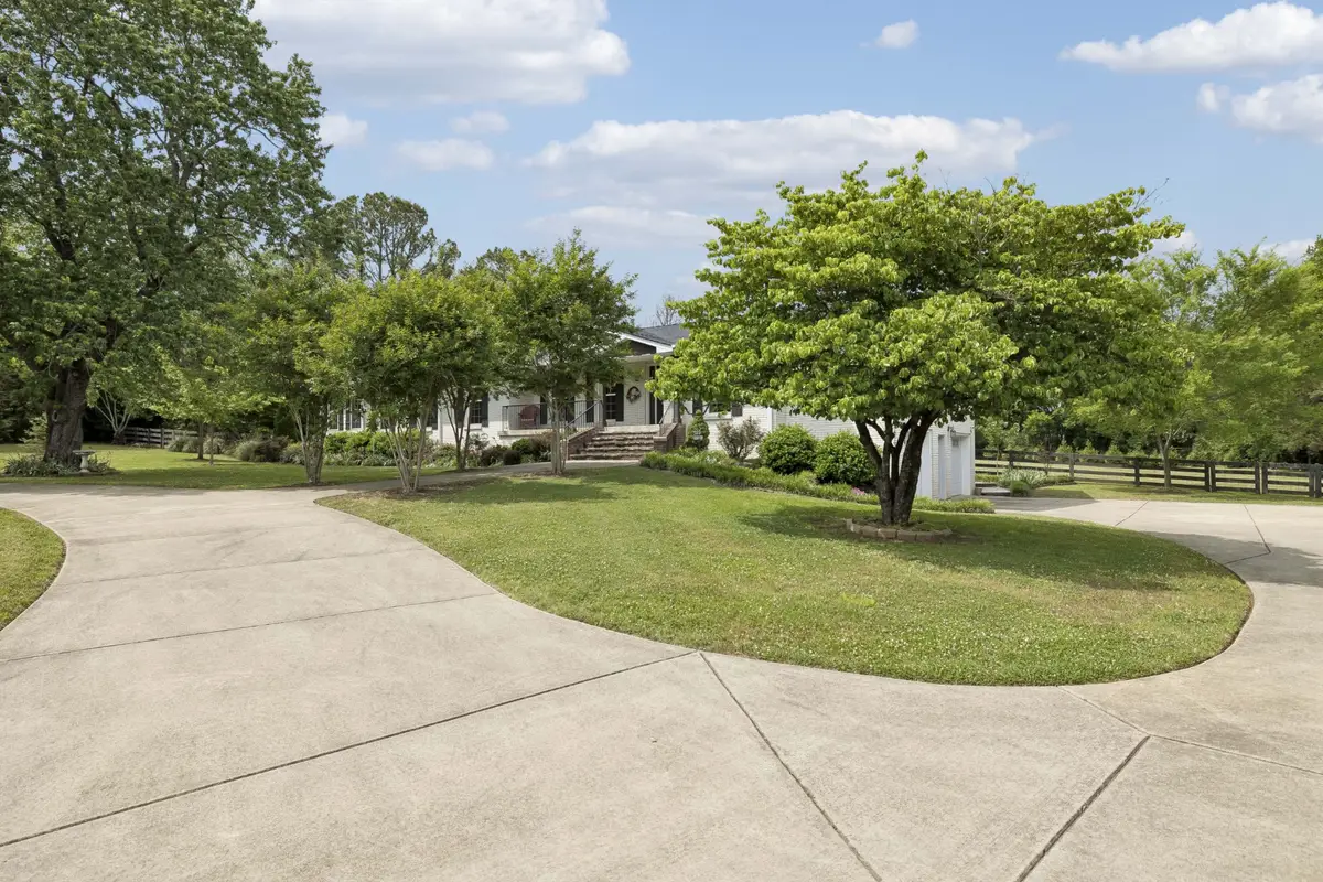 3268 Sulphur Springs Rd, Murfreesboro, TN 37129 - #1