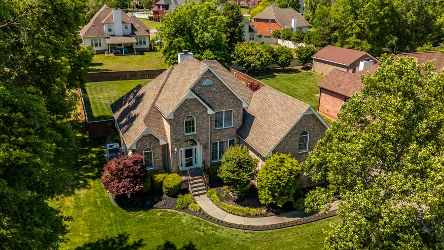 111 Highland Rdg, Hendersonville, TN 37075 - #2